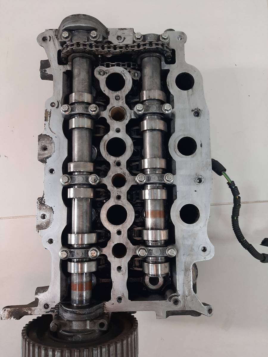 Головка блока цилиндров Land Rover Discovery 3 (L319) 2004-2009 Головка блока цилиндров Land Rover Discovery 3 (L319) 2004-2009