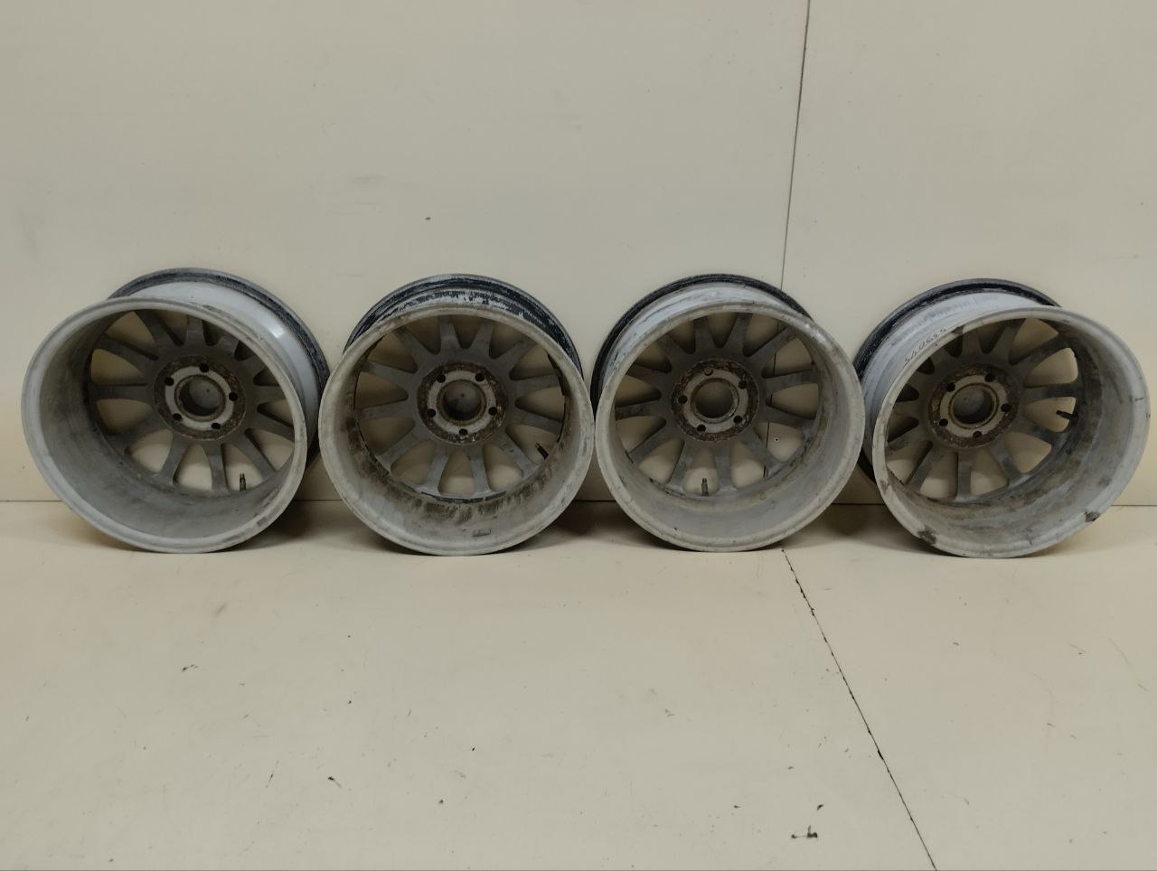 Диски к-кт R15 Кованные