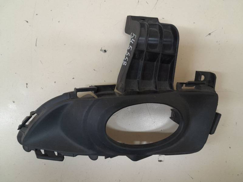 Рамка противотуманной фары левой Mazda Mazda 3 (BK) 2002-2009
