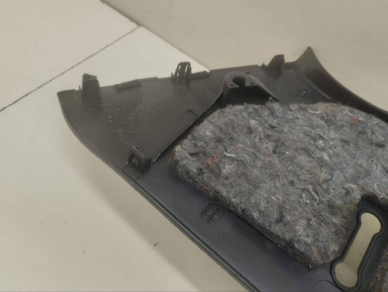 Обшивка стойки Toyota Auris (E150) 2006-2012