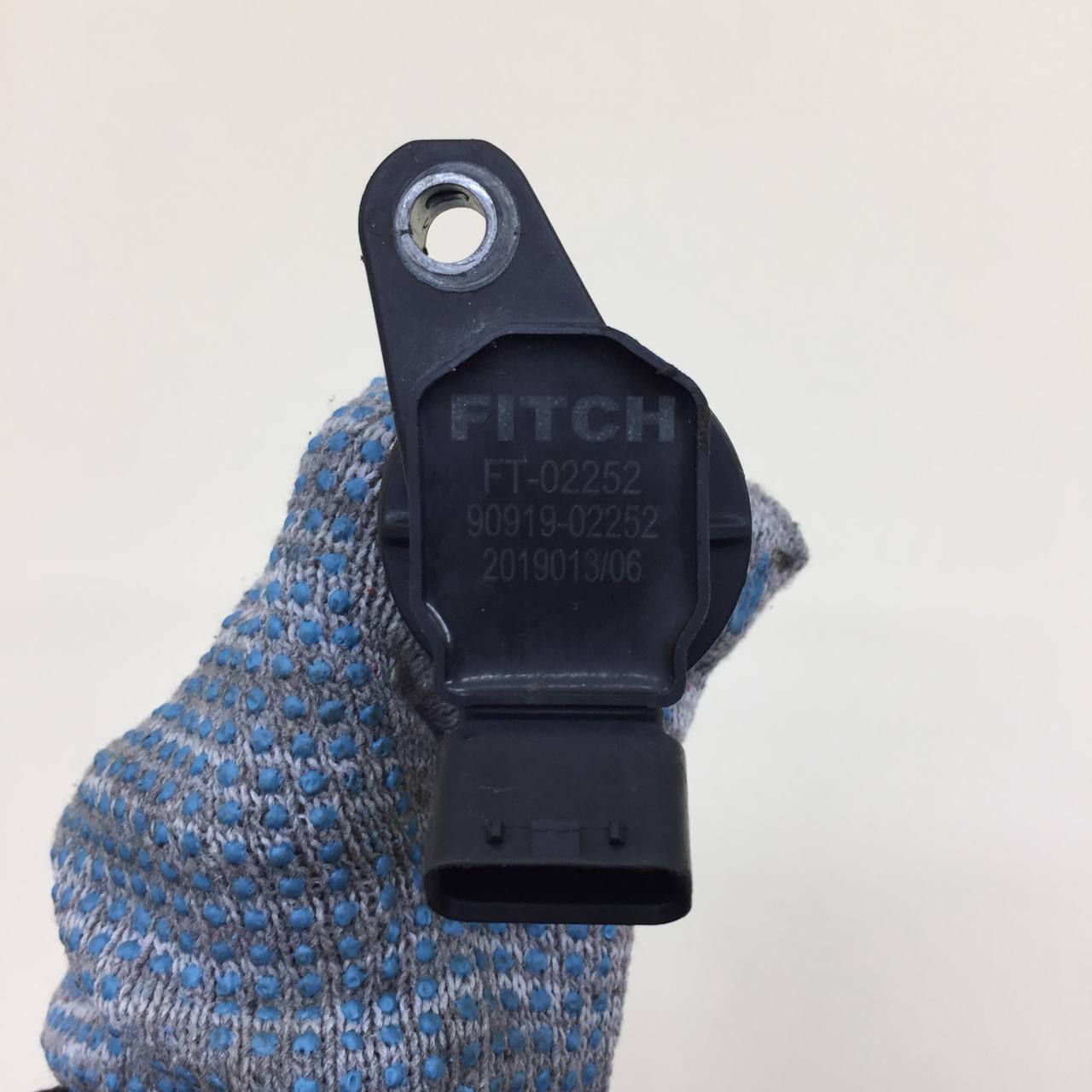 Катушка зажигания Toyota Rav 4 (A30) 2006-2013 Катушка зажигания Toyota Rav 4 (A30) 2006-2013