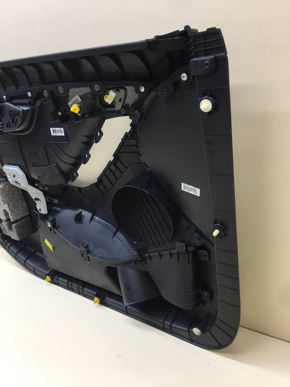 Обшивка двери передней правой Hyundai Elantra (MD) 2011-2016