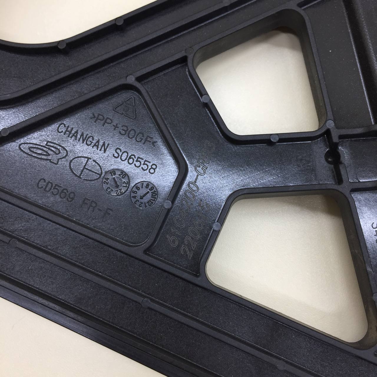 Стеклоподъемник электр. передний правый Changan UNI-K 2020>