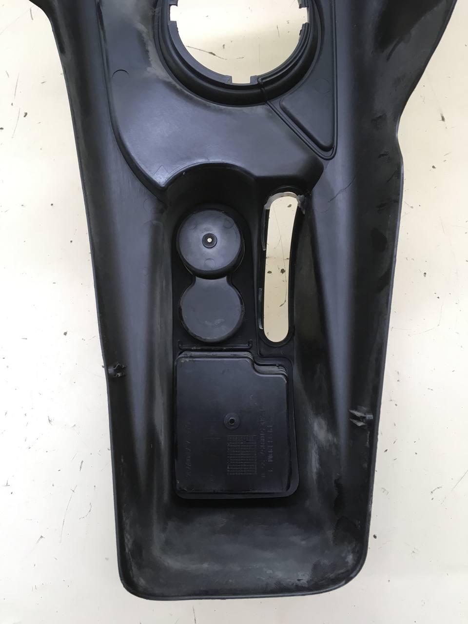 Консоль центральная Chevrolet Niva 2009-2020 Консоль центральная Chevrolet Niva 2009-2020