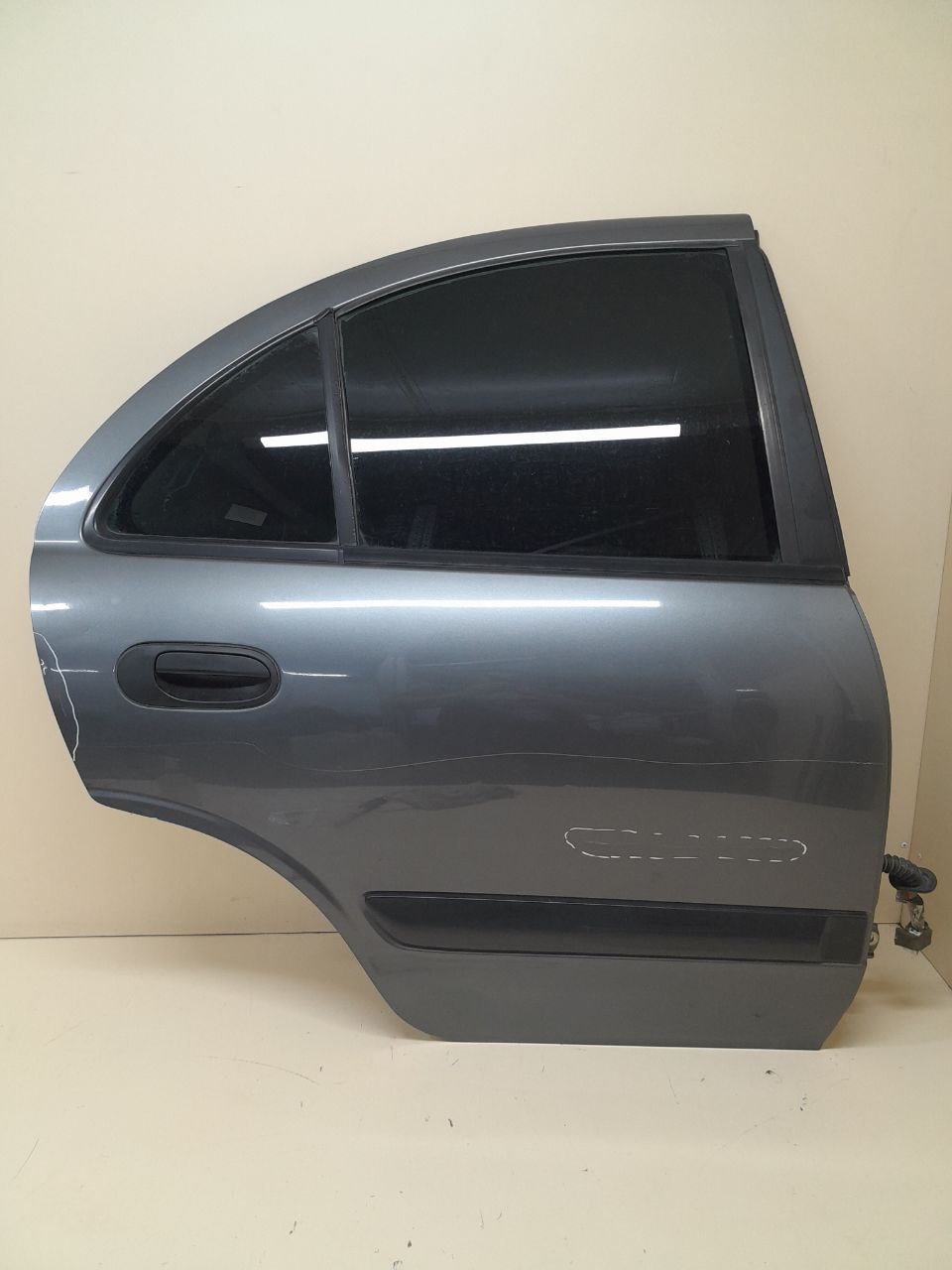 Дверь задняя правая Nissan Almera (N16) 2000-2006 Дверь задняя правая Nissan Almera (N16) 2000-2006