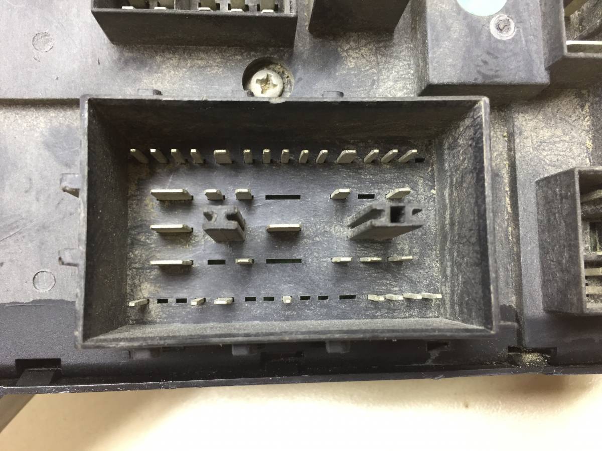 Блок предохранителей Geely Emgrand EC7 2008>