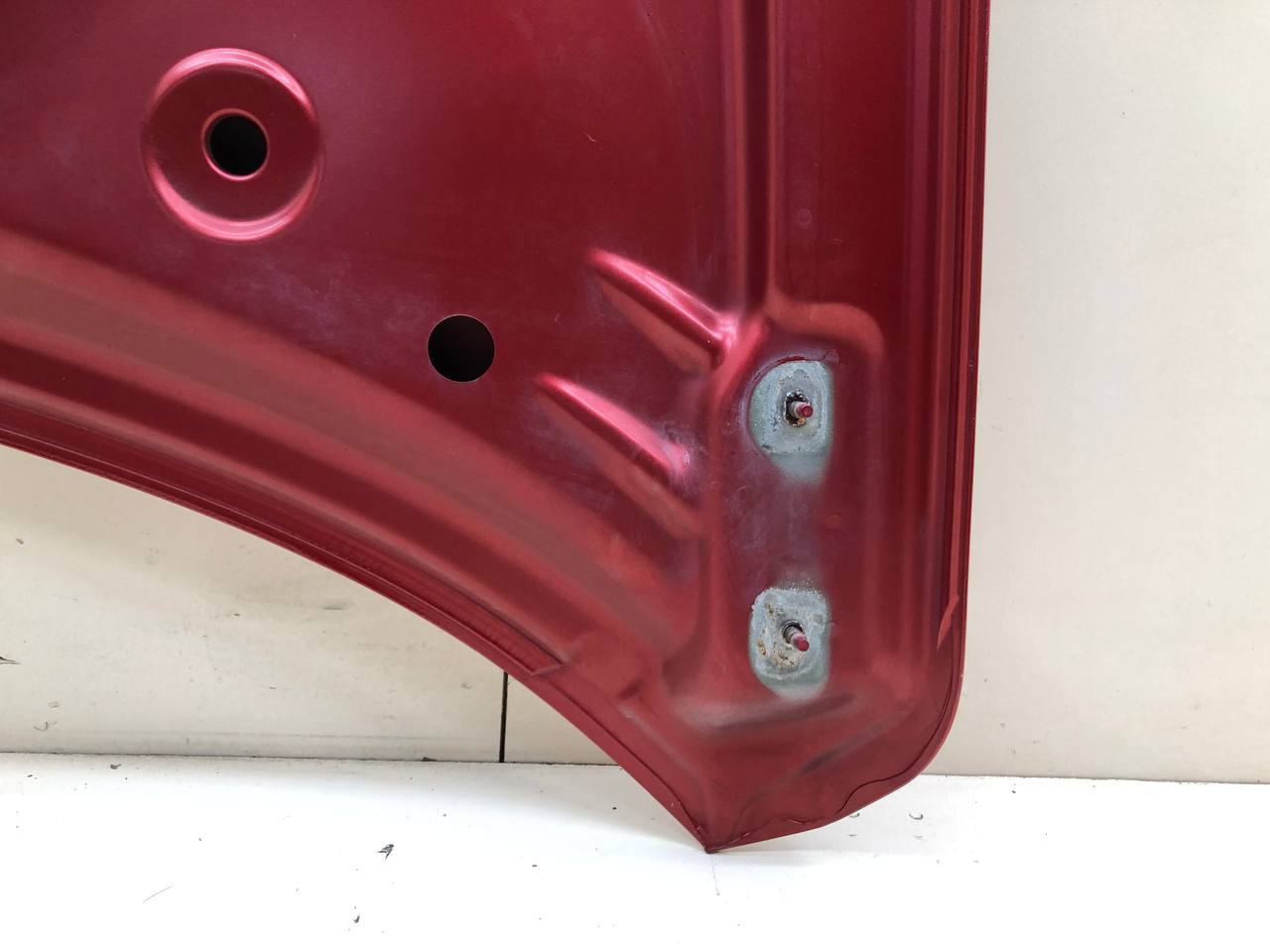 Капот Lada Vesta 2015>