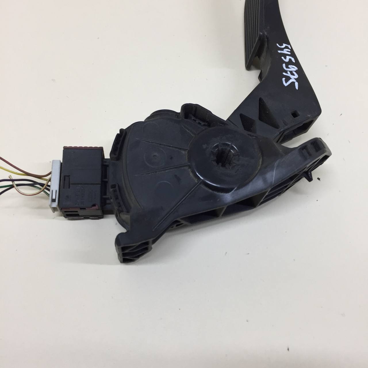 Педаль газа Chevrolet Cruze (J300) 2009-2016