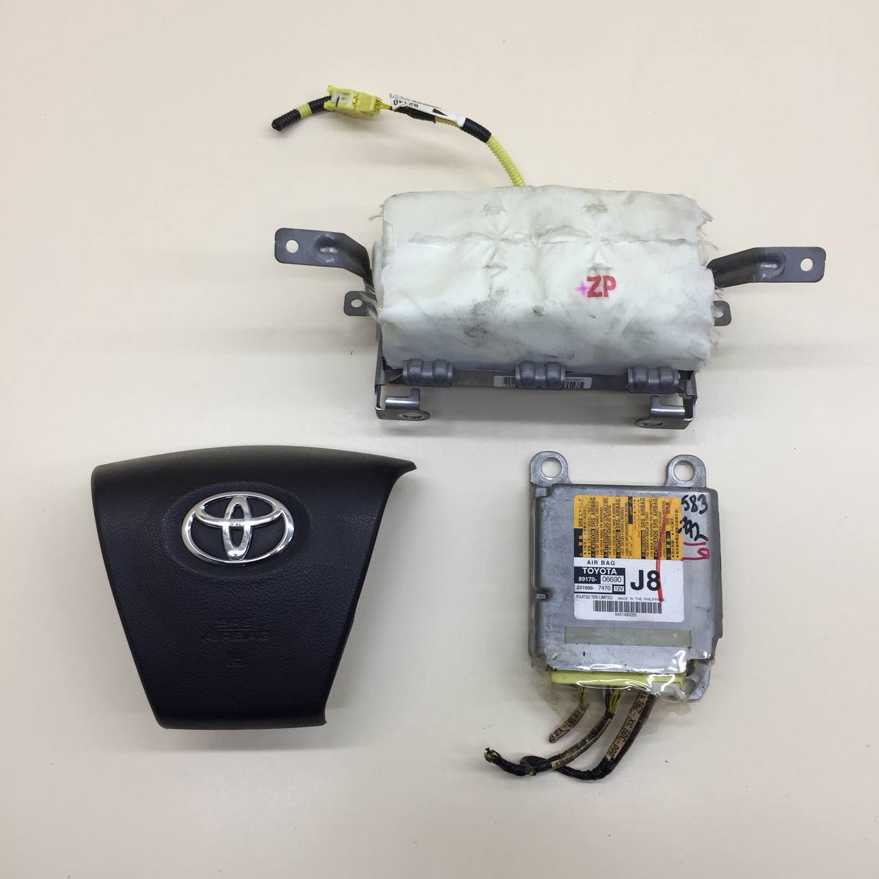 Подушка безопасности (комплект) Toyota Camry (XV50) 2011-2017 Подушка безопасности (комплект) Toyota Camry (XV50) 2011-2017