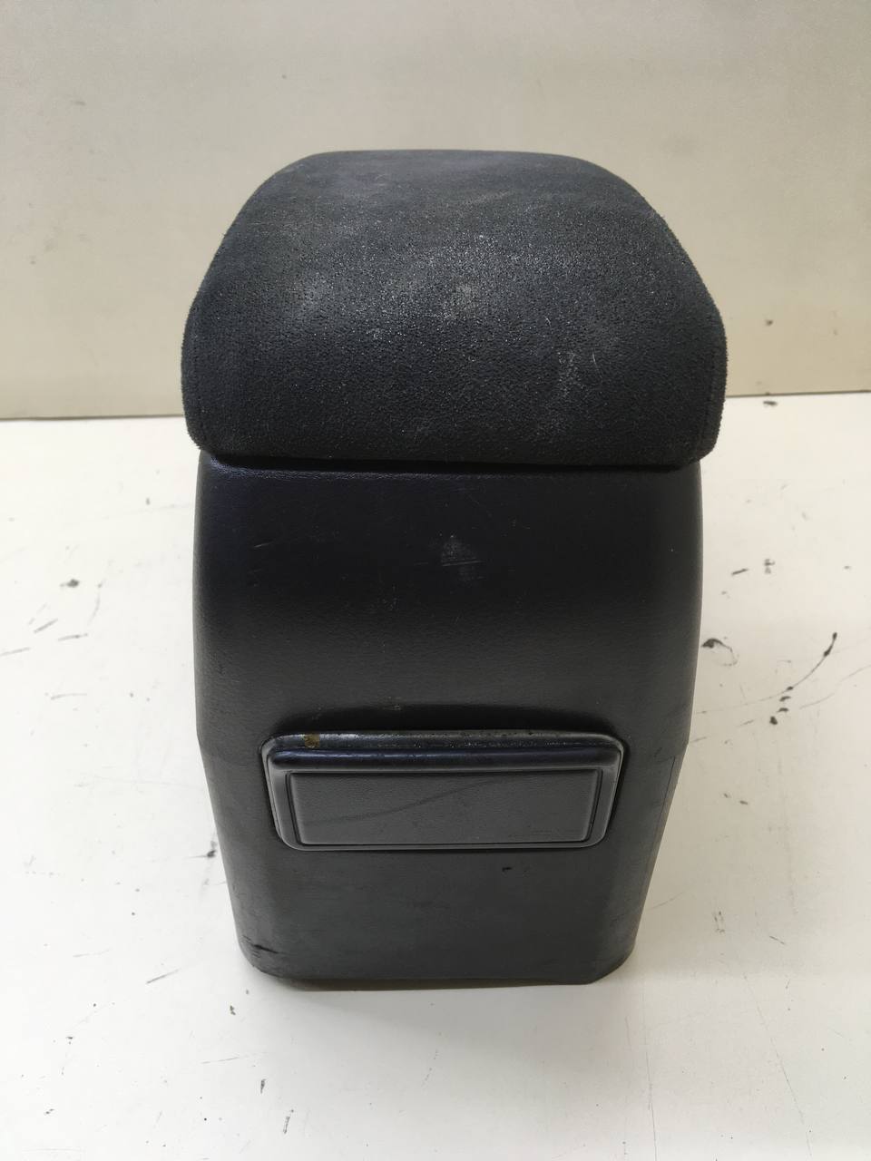 Консоль центральная Mitsubishi Lancer 9  (CS/Classic) 2000-2011