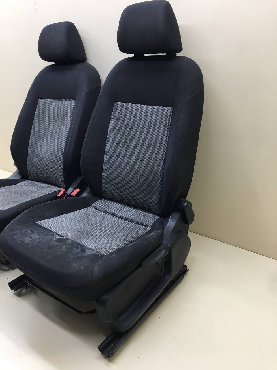 Сиденье (комплект) Volkswagen Polo (MK5) 2011-2020 Сиденье (комплект) Volkswagen Polo (MK5) 2011-2020