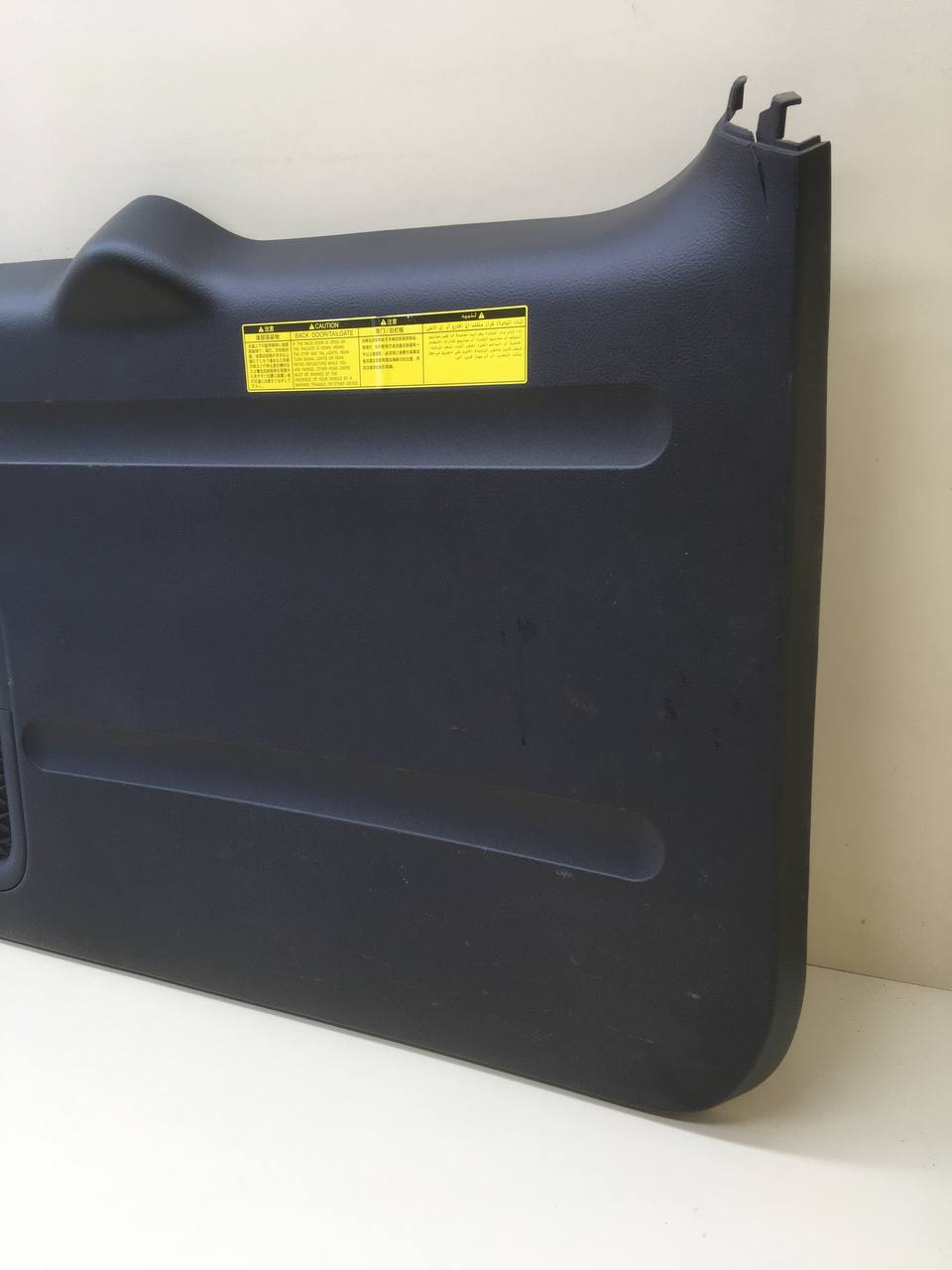 Обшивка двери багажника Toyota Rav 4 (A30) 2006-2013 Обшивка двери багажника Toyota Rav 4 (A30) 2006-2013