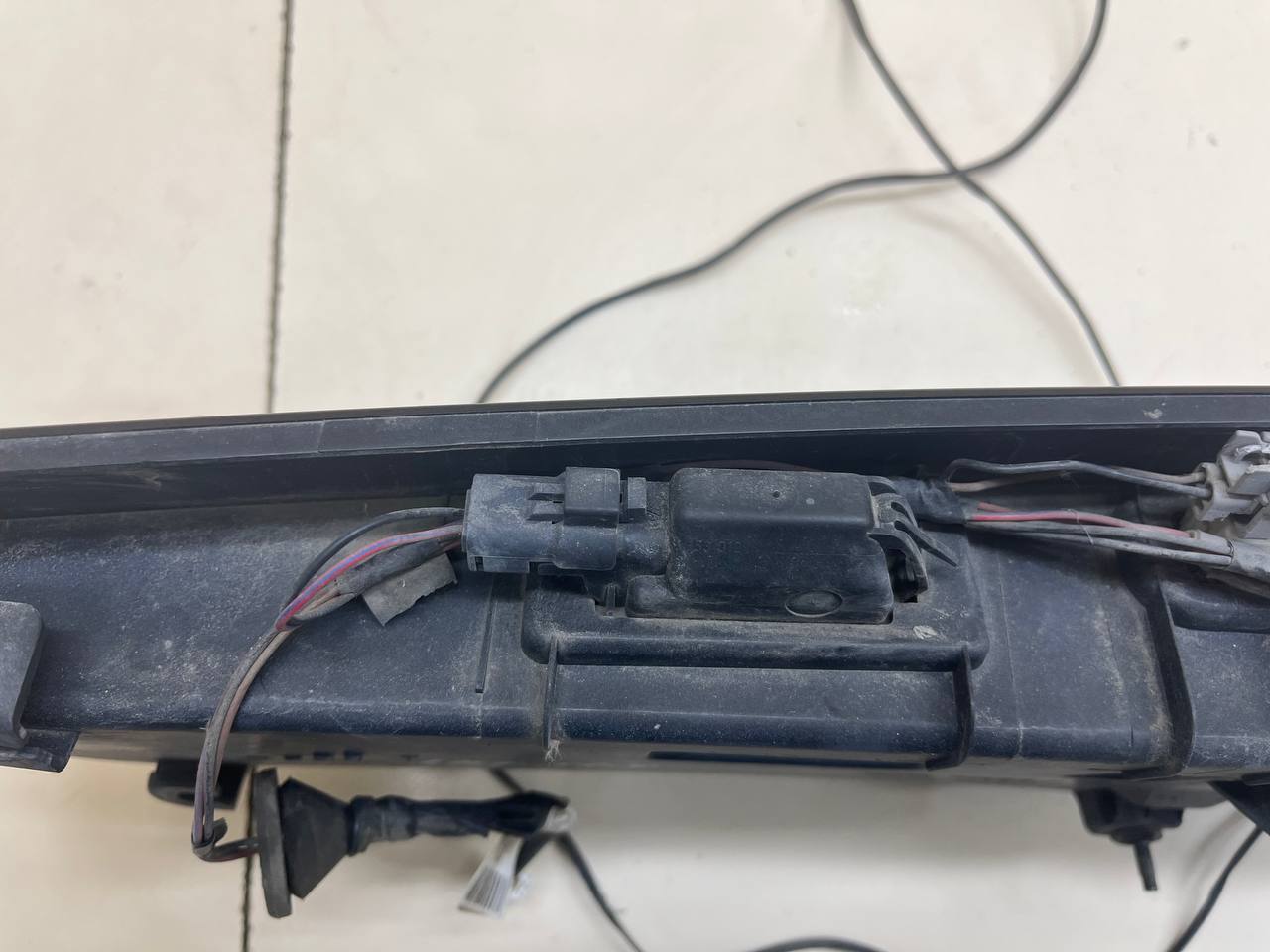 Накладка крышки багажника Nissan Primera (P12) 2002-2007 Накладка крышки багажника Nissan Primera (P12) 2002-2007