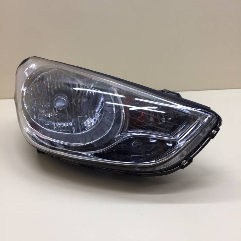Фара правая Hyundai ix35 (LM) 2010-2015 Фара правая Hyundai ix35 (LM) 2010-2015