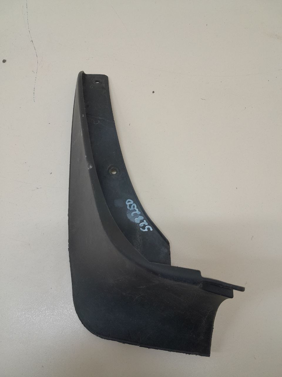 Брызговик передний левый Toyota Auris (E150) 2006-2012