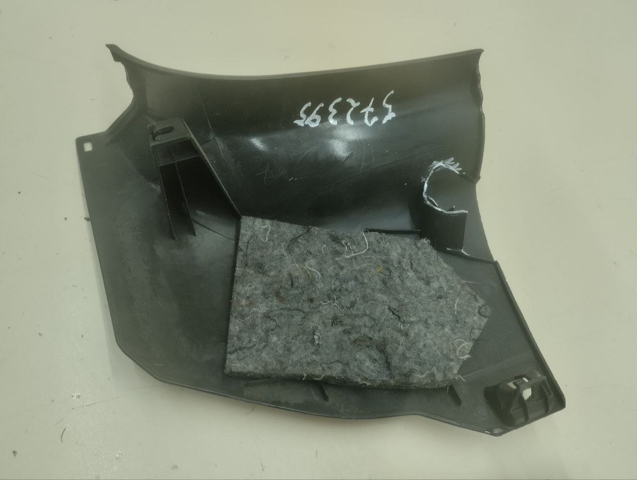 Накладка порога (внутренняя) Toyota Auris (E150) 2006-2012