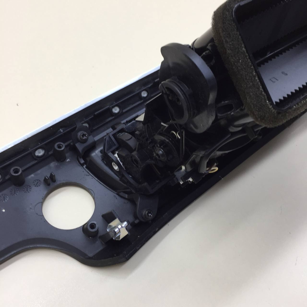 Дефлектор воздушный BMW 7-Series F01,F02  2008-2015