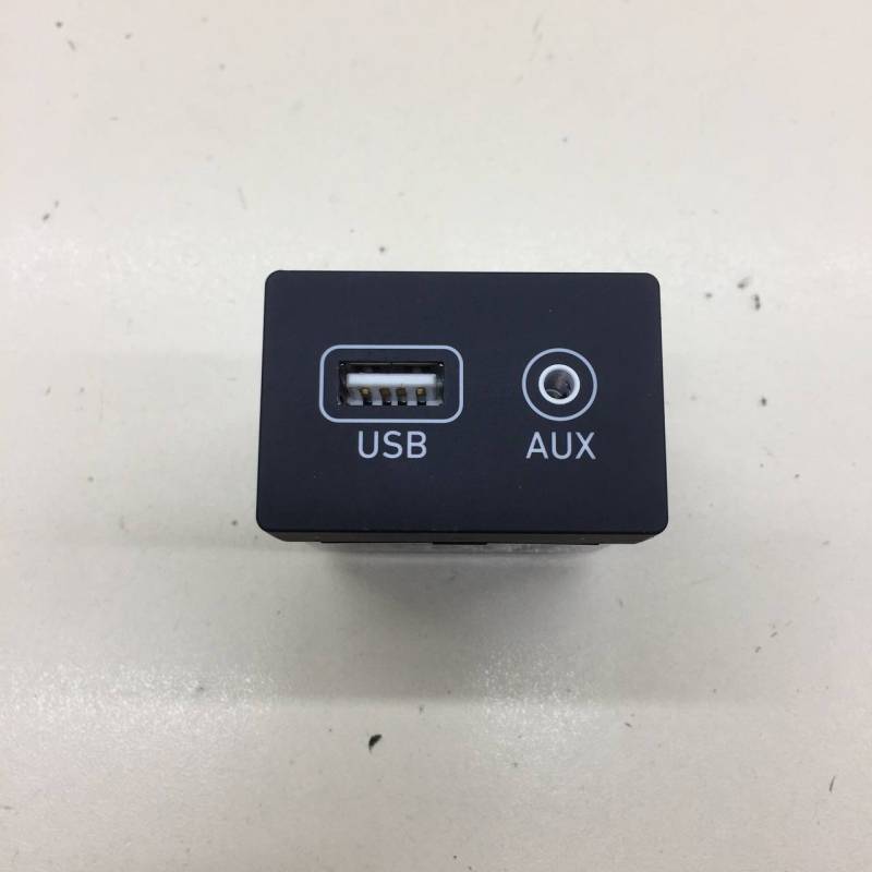Разъем (USB AUX) Hyundai Santa Fe (TM) 2018-2022 Разъем (USB AUX) Hyundai Santa Fe (TM) 2018-2022