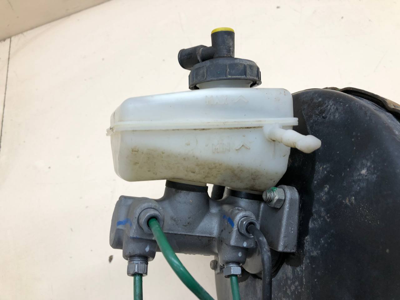 Усилитель тормозов вакуумный Renault Sandero 2009-2014