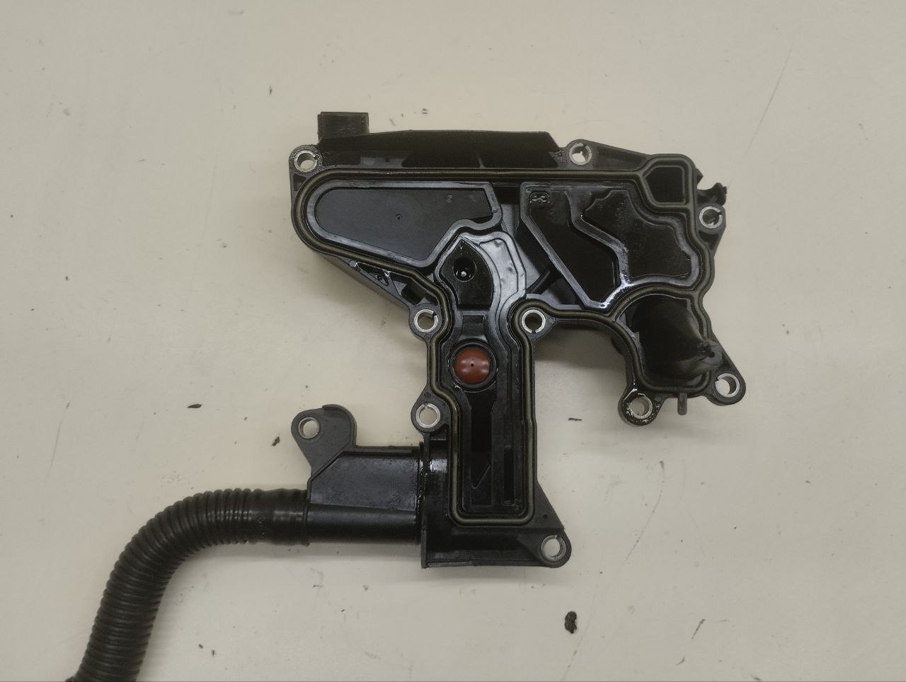 Маслоотделитель Volkswagen Tiguan (5N2) 2011-2016 Маслоотделитель Volkswagen Tiguan (5N2) 2011-2016