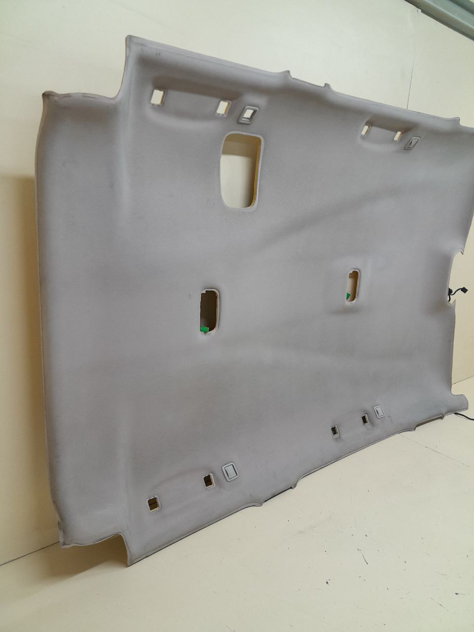 Обшивка потолка Citroen Grand C4 Picasso 2006-2014 Обшивка потолка Citroen Grand C4 Picasso 2006-2014