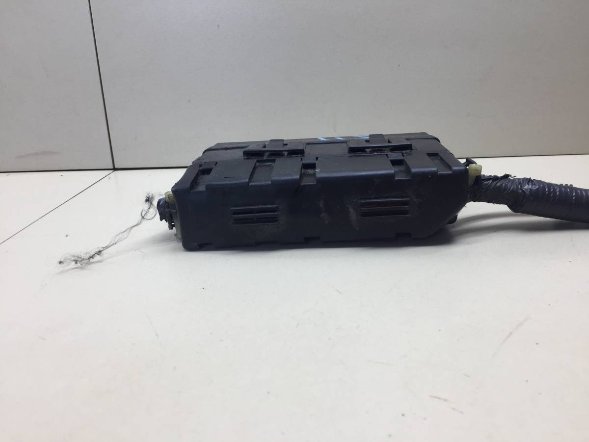 Блок предохранителей Nissan Note (E11) 2006-2013