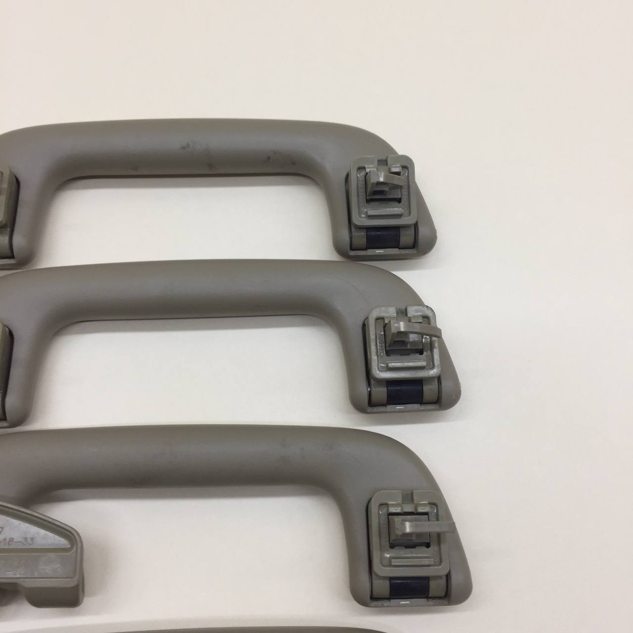 Ручка внутренняя потолочная Toyota Rav 4 (A30) 2006-2013