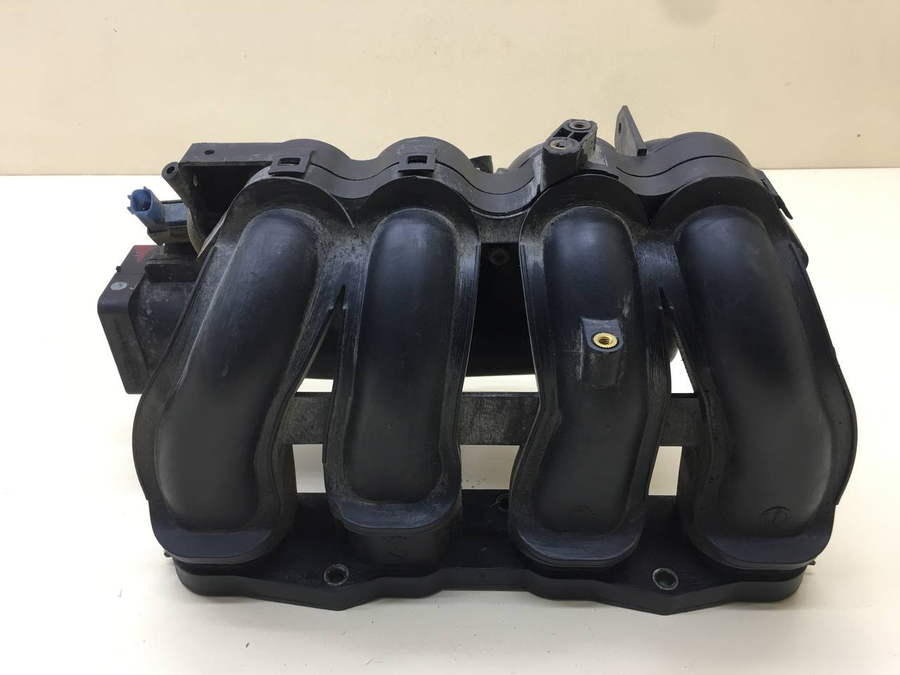 Коллектор впускной Nissan Primera (P12) 2002-2007 Коллектор впускной Nissan Primera (P12) 2002-2007