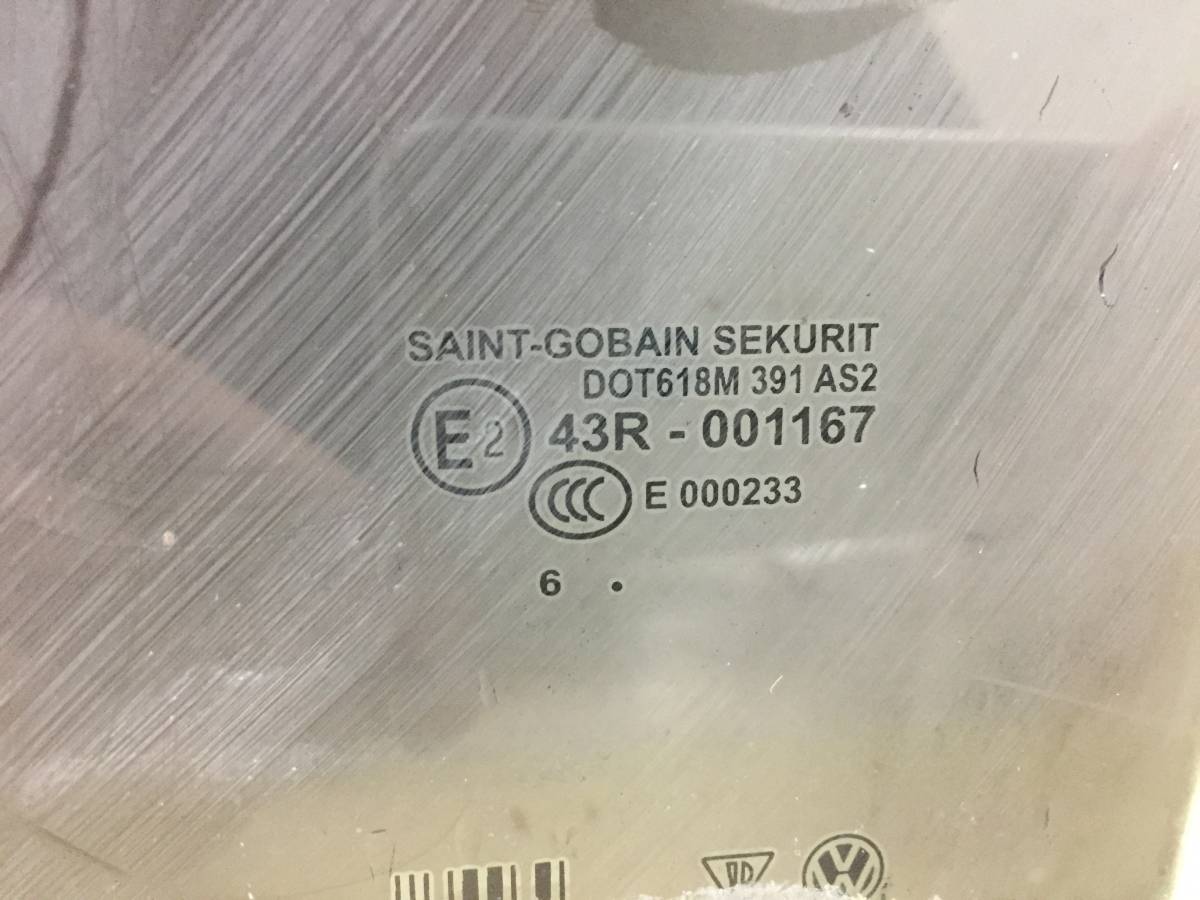 Стекло двери задней левой Volkswagen Touareg (7L) 2002-2010