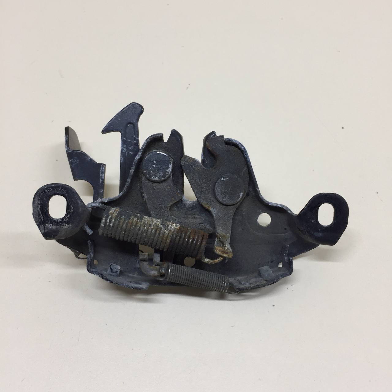 Замок капота Nissan Almera Classic (B10) 2006-2013