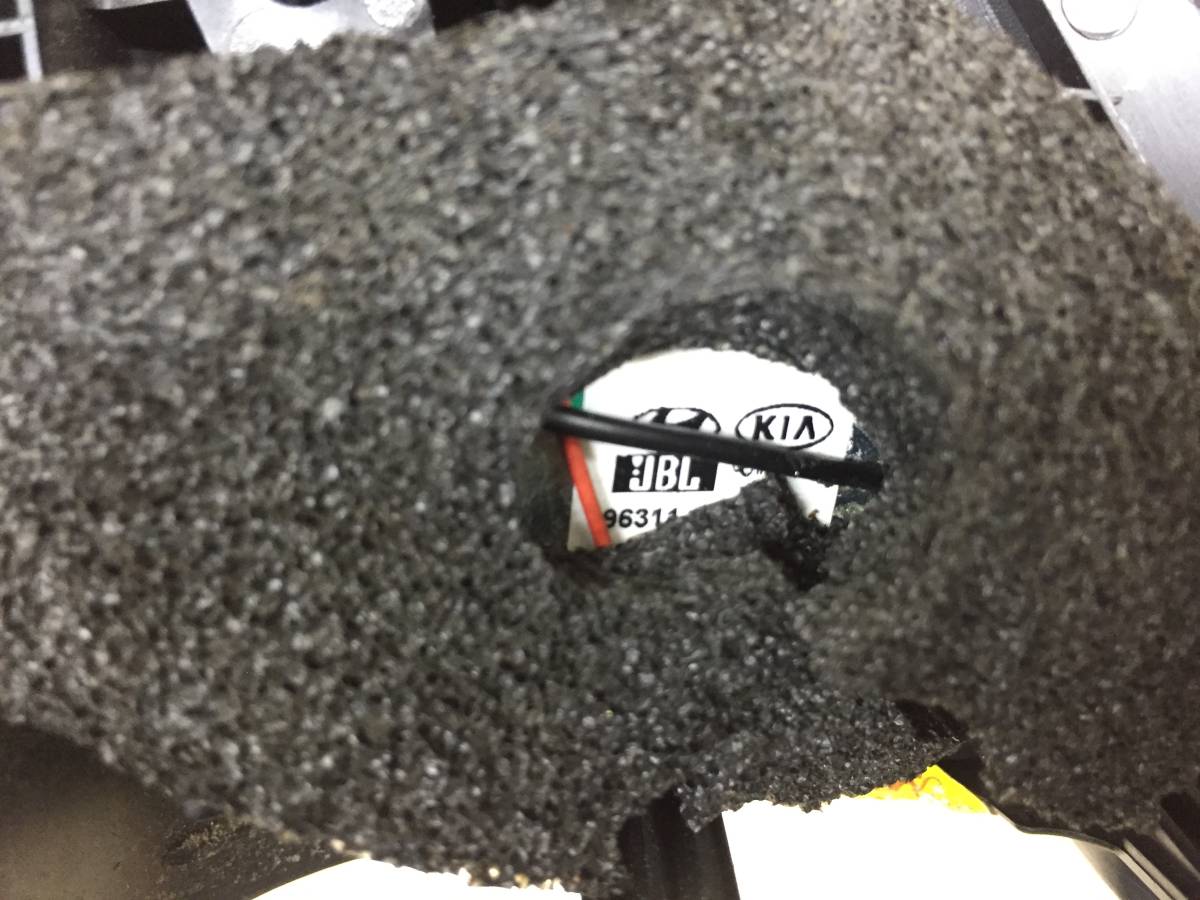 Сабвуфер Kia Sorento (UM) 2015>