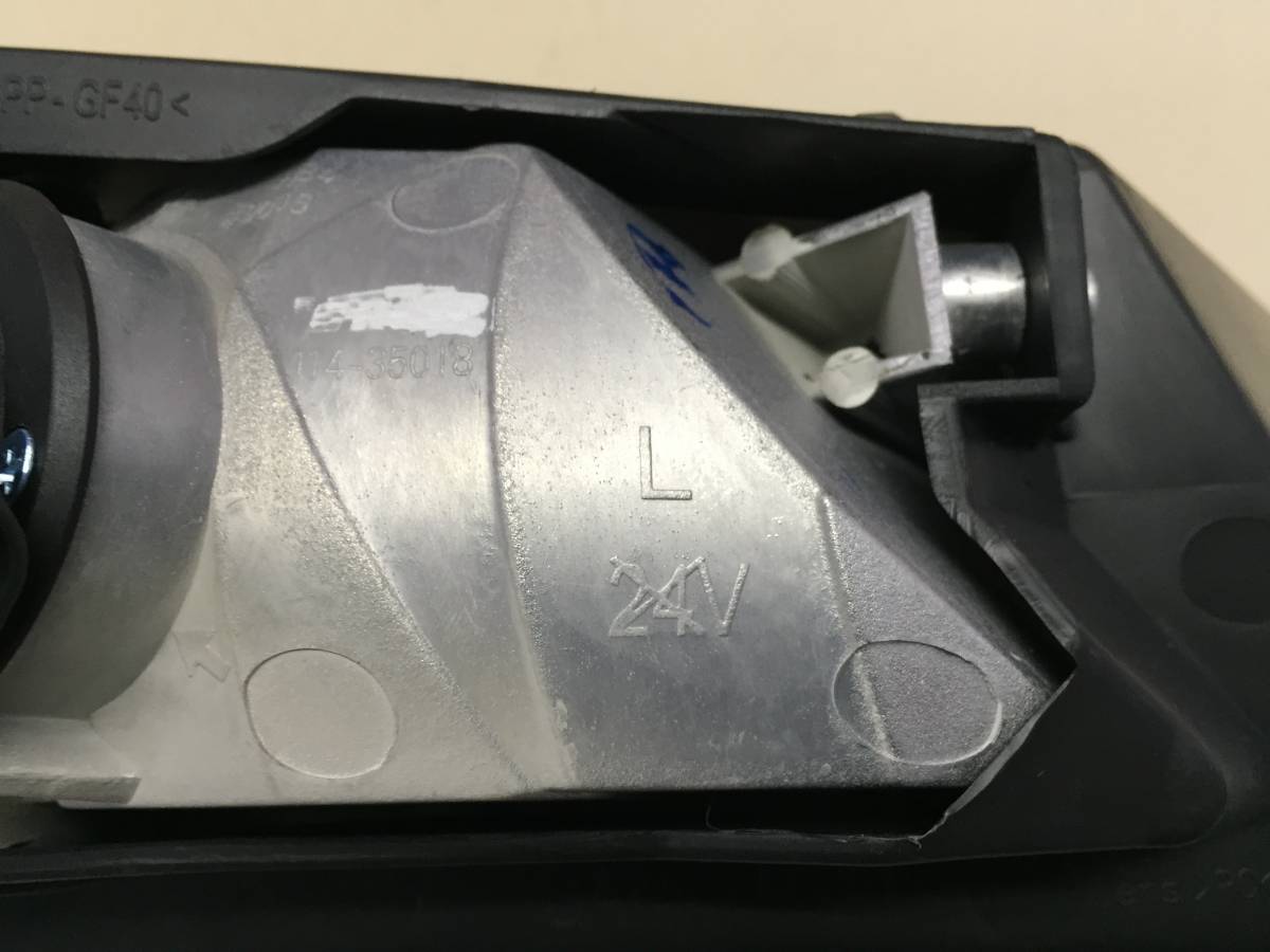 Фара противотуманная левая Mazda Mazda 3 (BL) 2009-2013