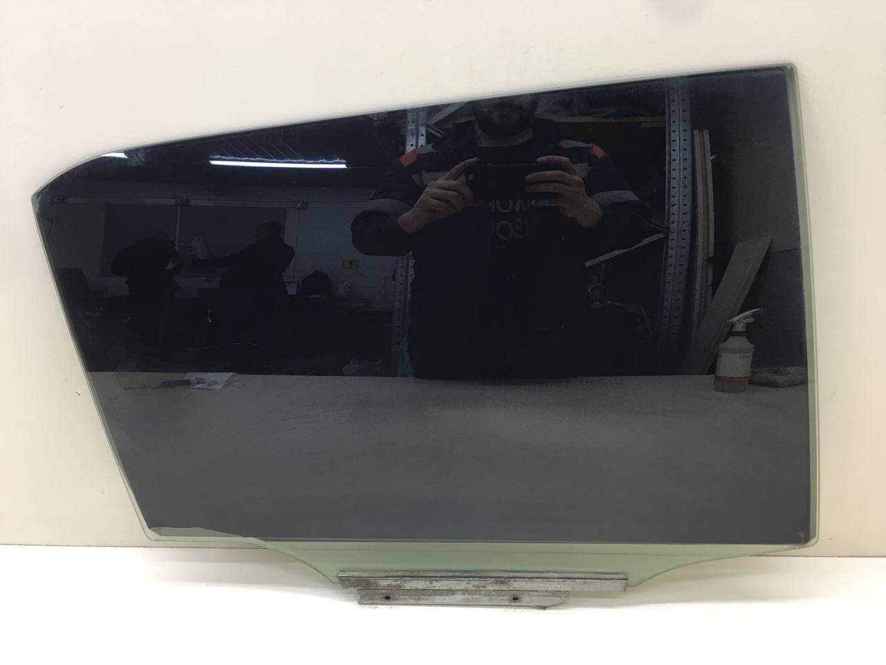 Стекло двери задней правой Toyota Auris (E150) 2006-2012