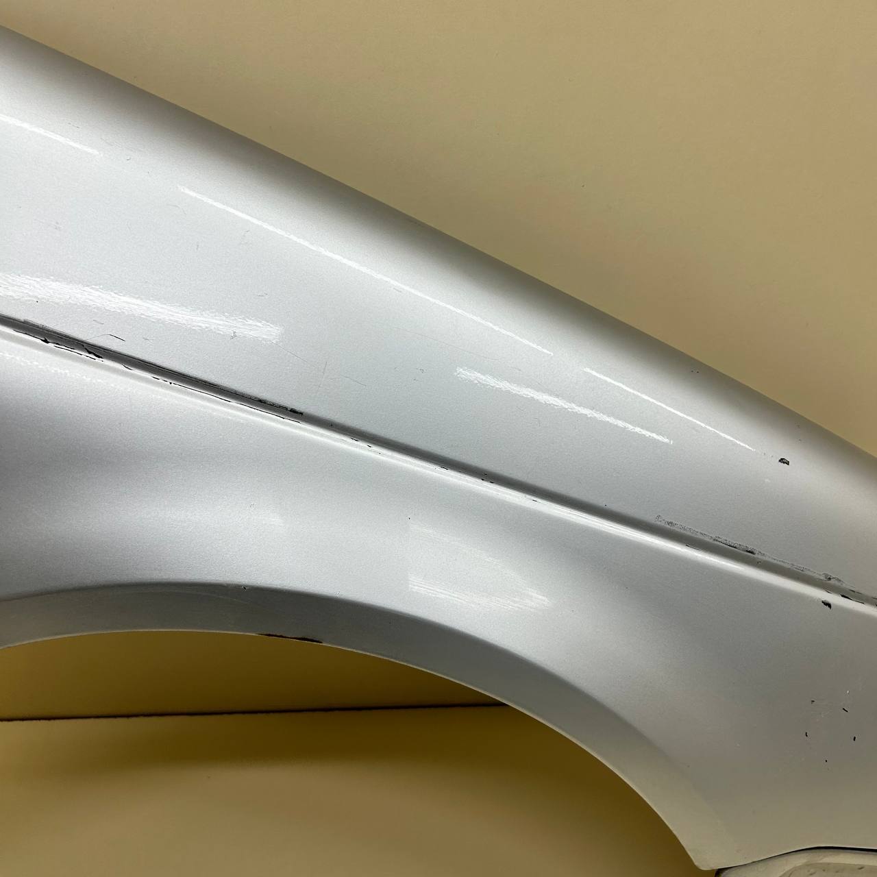 Крыло переднее правое Lada Priora 2007-2018