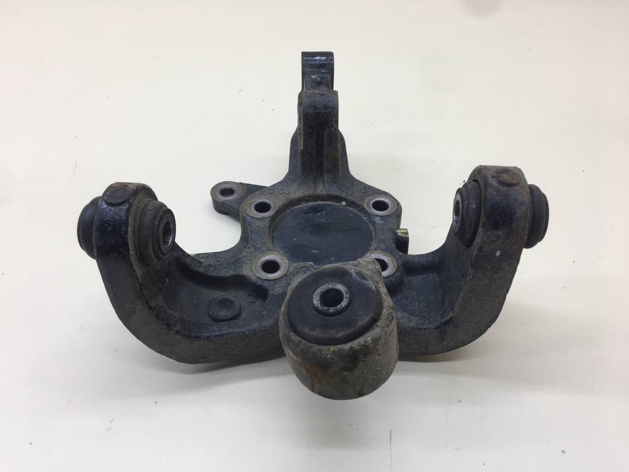 Кулак поворотный задний левый Changan UNI-K 2020>