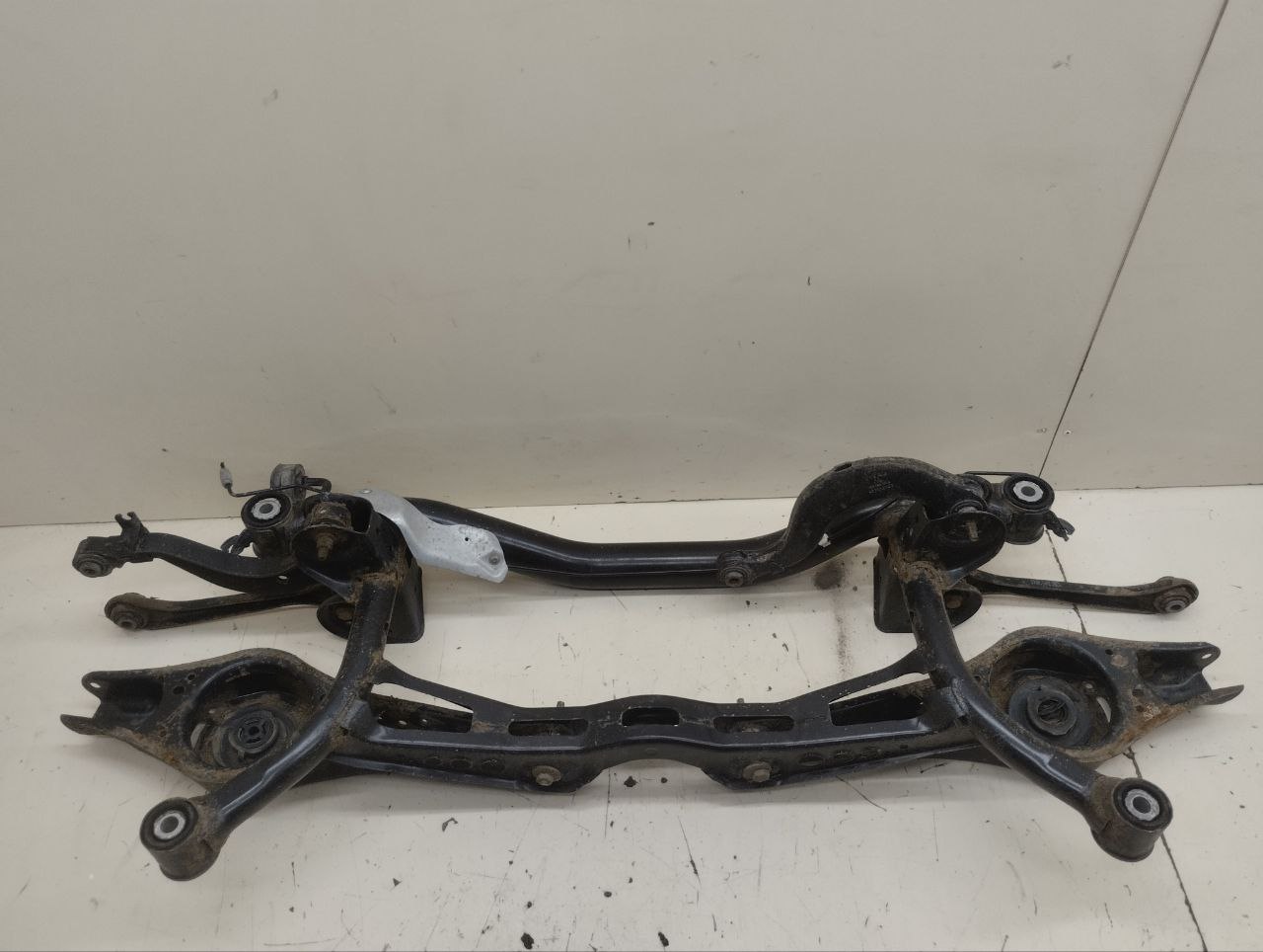 Балка задняя Volkswagen Passat B7 2011-2015 Балка задняя Volkswagen Passat B7 2011-2015
