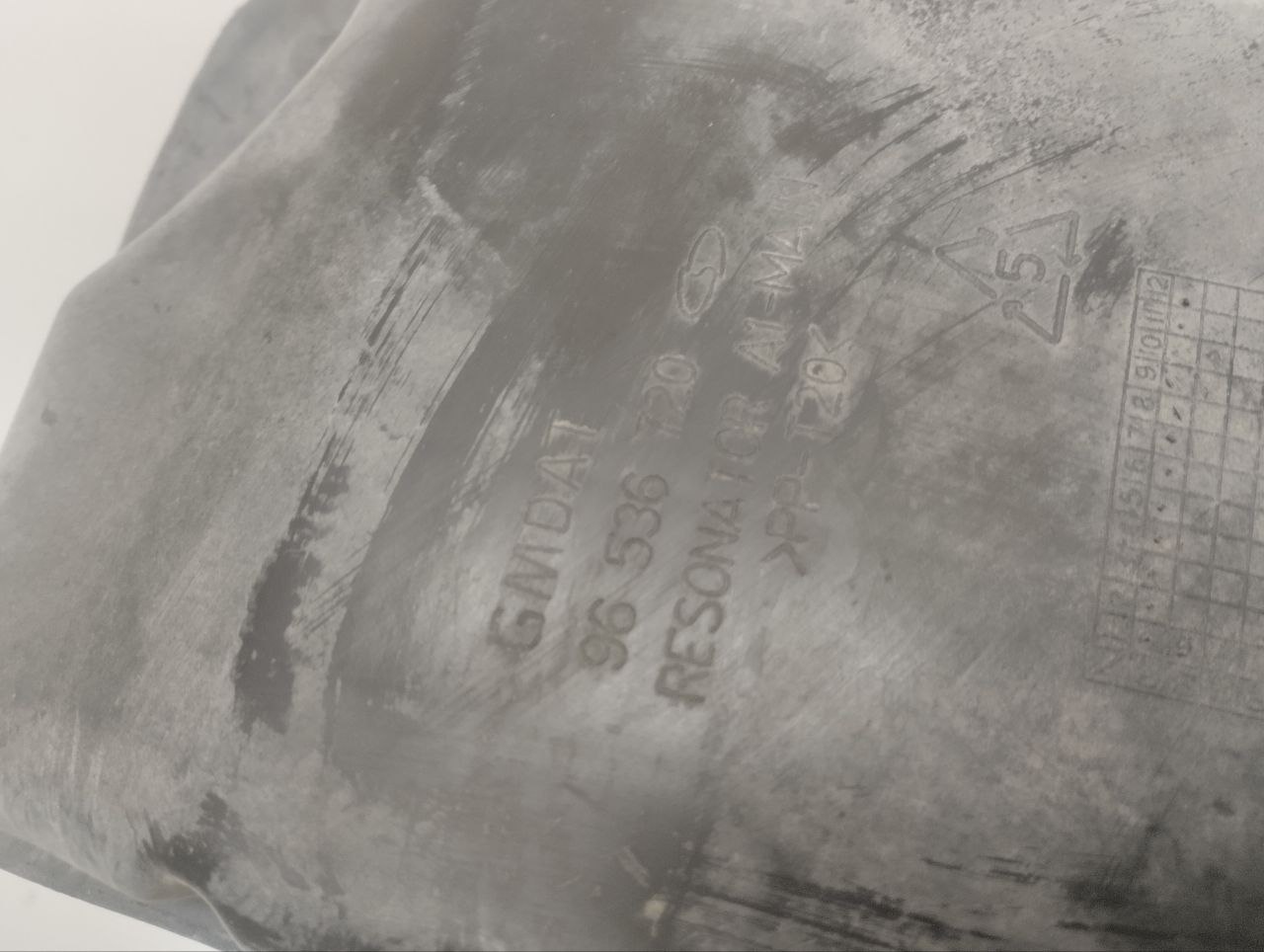 Резонатор воздушного фильтра Chevrolet Aveo T250 2005-2011