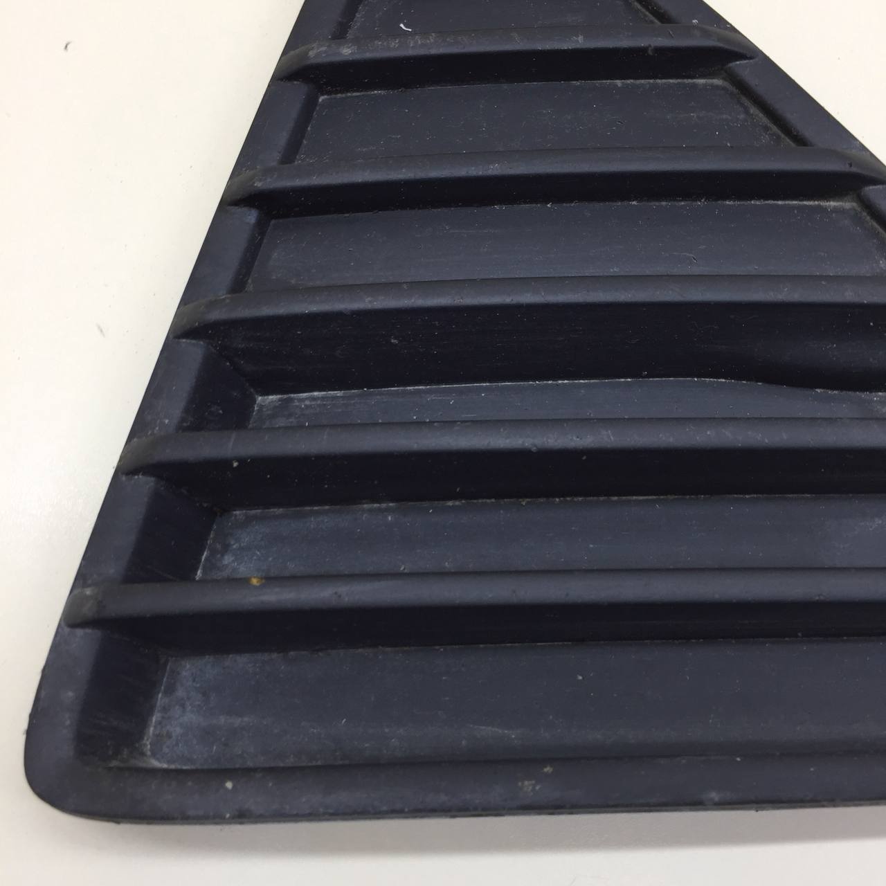 Решетка в бампер левая Ford Focus 3 2011>