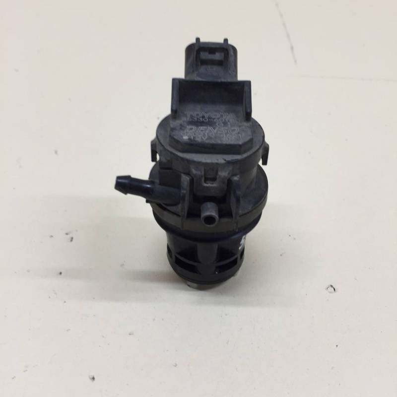Насос омывателя Toyota Highlander (U40) 2007-2013 Насос омывателя Toyota Highlander (U40) 2007-2013