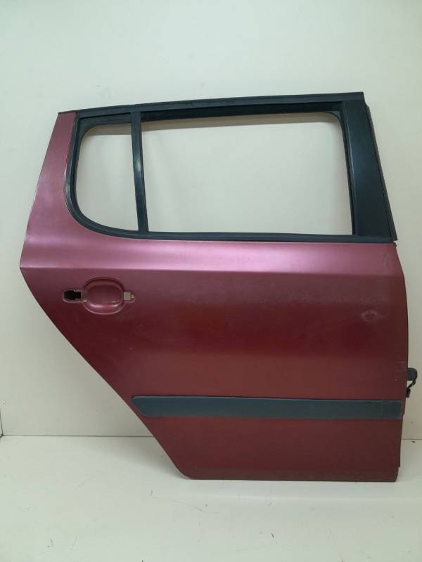 Дверь задняя правая Skoda Fabia (5J) 2007-2014