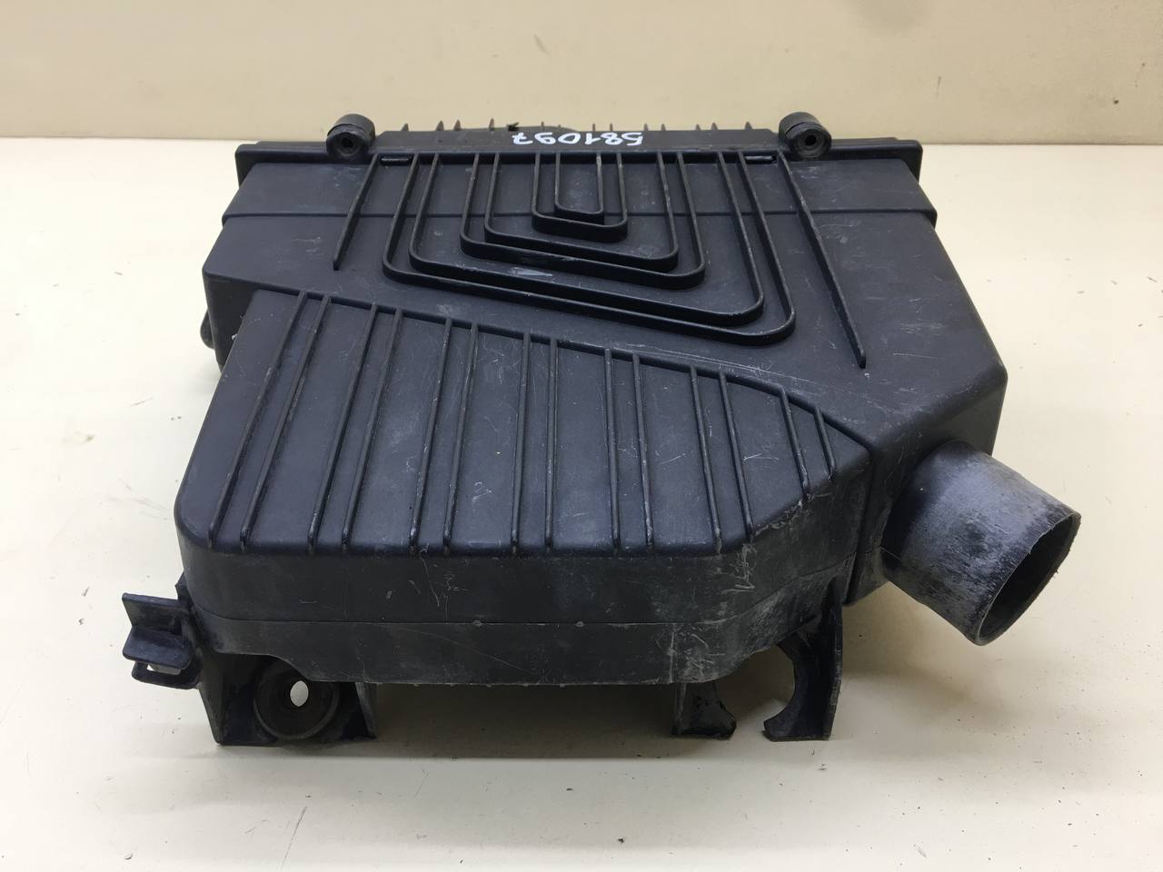 Корпус воздушного фильтра Renault Logan (2) 2014>