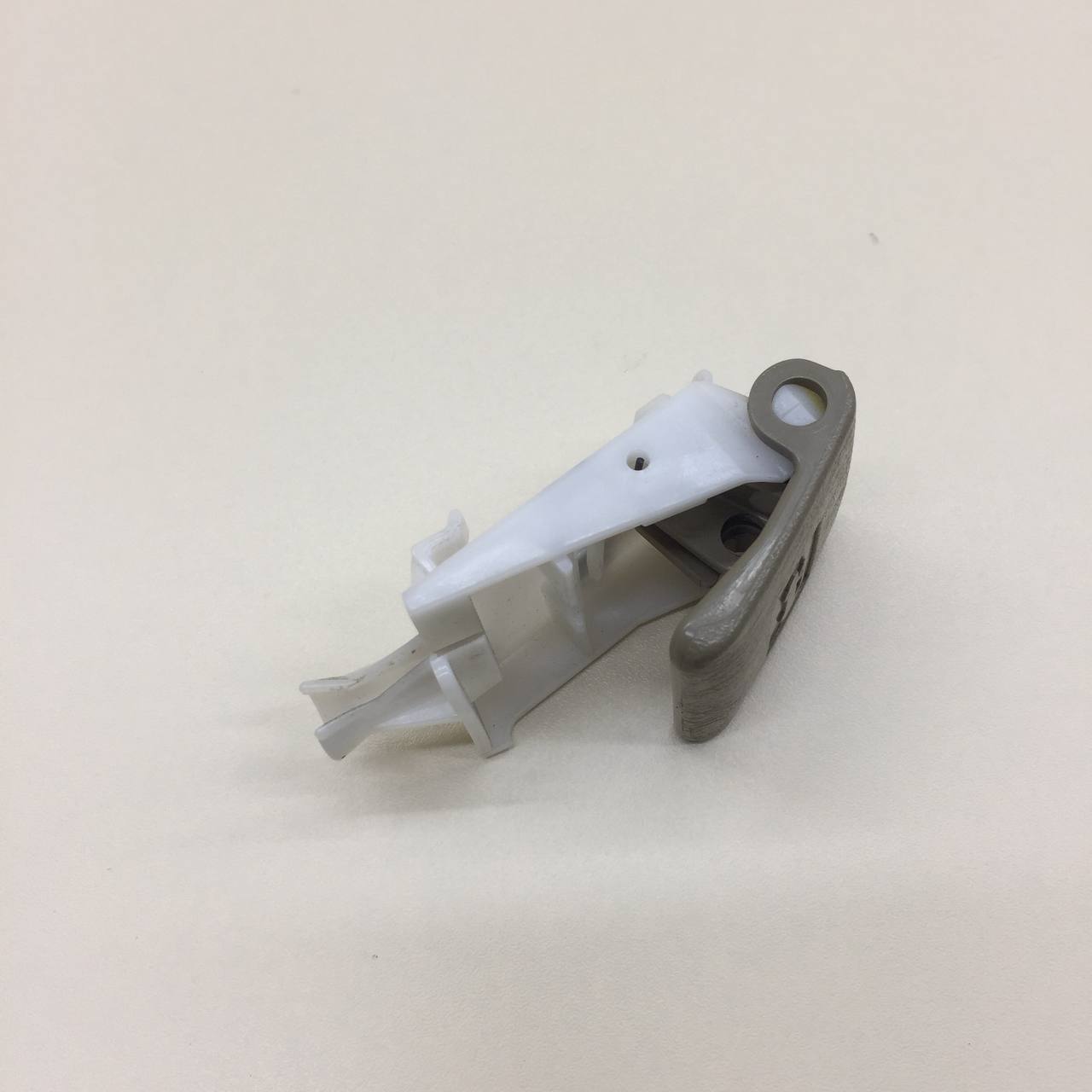 Ручка открывания капота Toyota Rav 4 (A30) 2006-2013 Ручка открывания капота Toyota Rav 4 (A30) 2006-2013