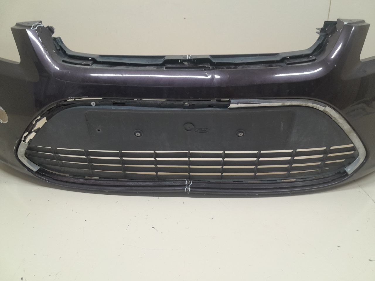 Бампер передний Ford Focus 2 (DB) 2008-2011 Бампер передний Ford Focus 2 (DB) 2008-2011