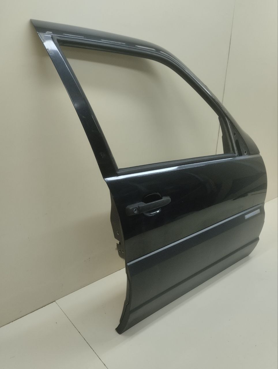 Дверь передняя правая Chevrolet Niva 2009-2020