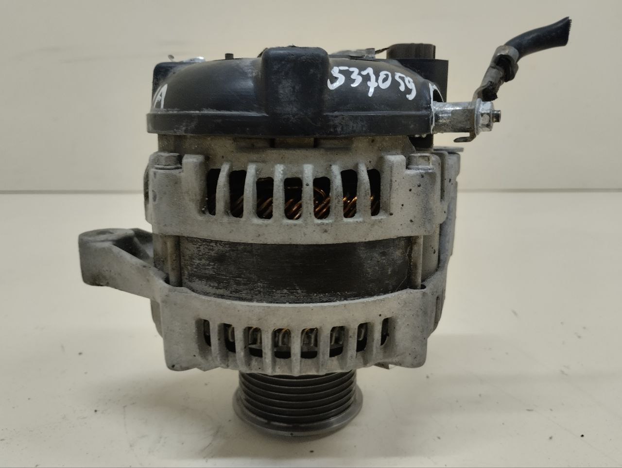 Генератор Toyota Land Cruiser Prado (J150) 2009-2022 Генератор Toyota Land Cruiser Prado (J150) 2009-2022