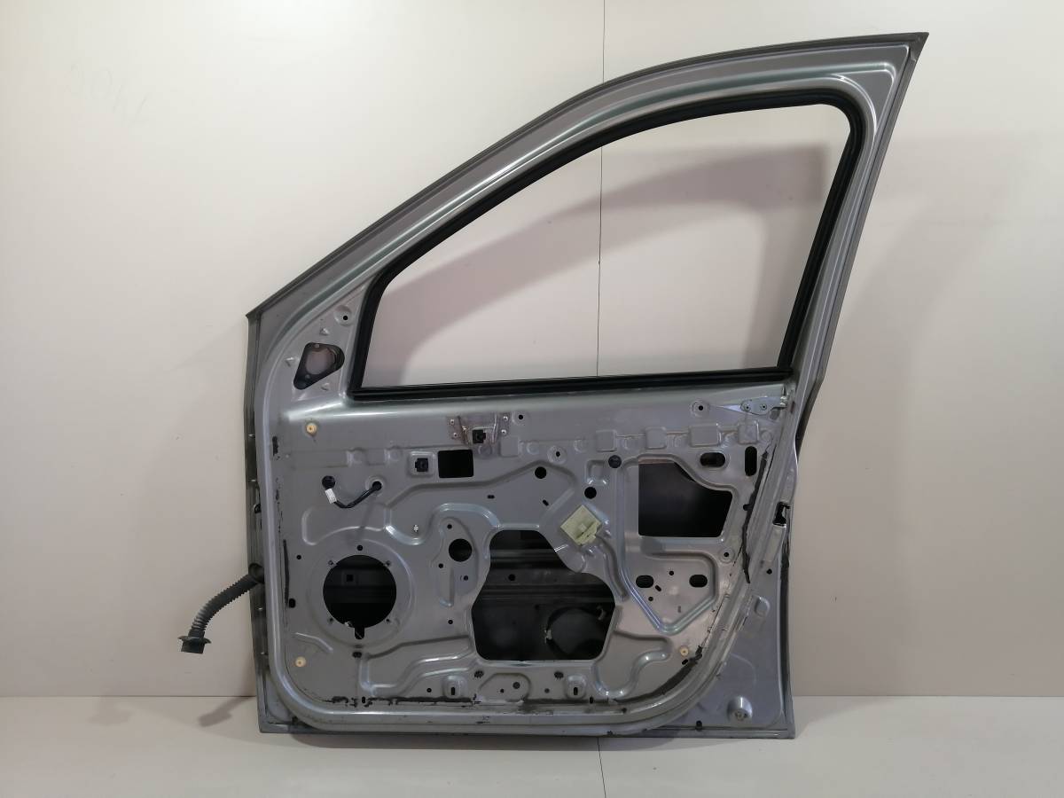Дверь передняя правая Lada Largus 2012>