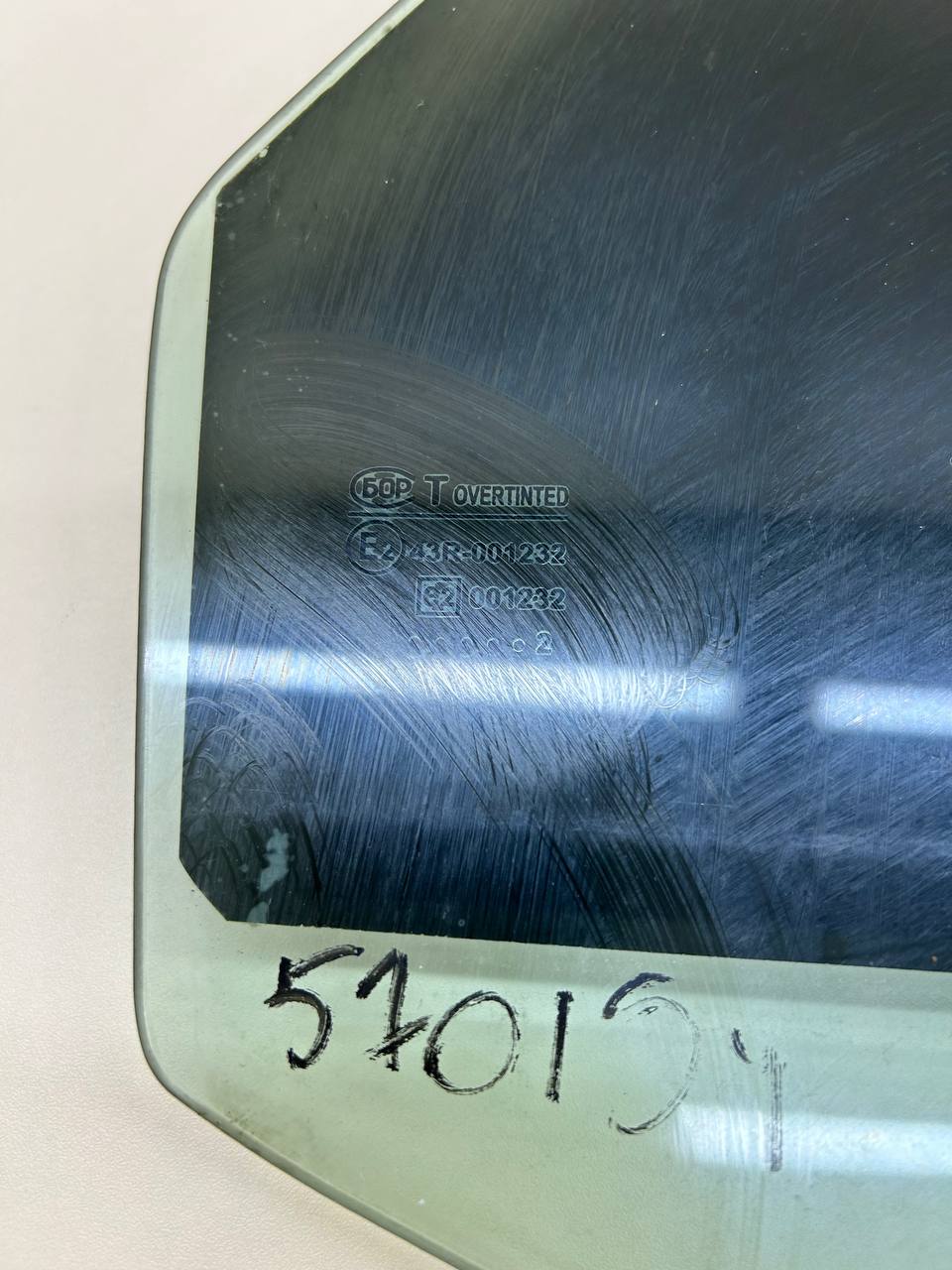 Стекло двери задней правой Lada Priora 2007-2018