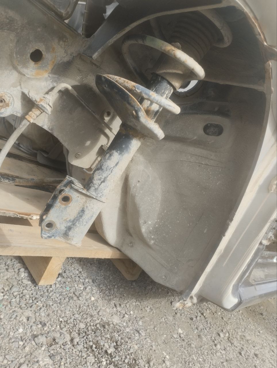 Четверть передняя левая Renault Logan (1) 2005-2014