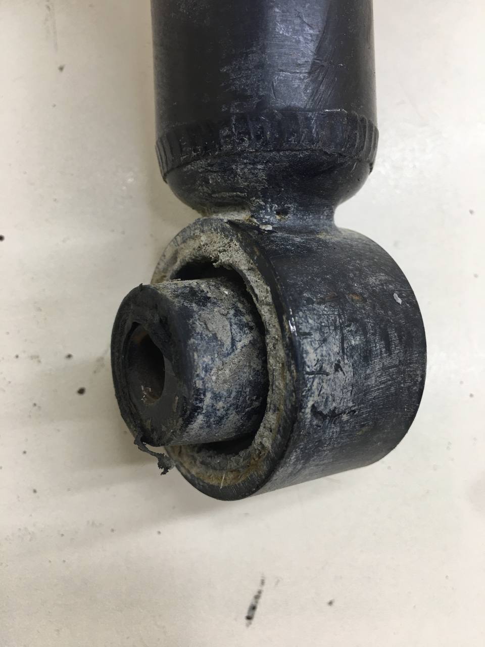 Амортизатор задний Chevrolet Aveo T250 2005-2011