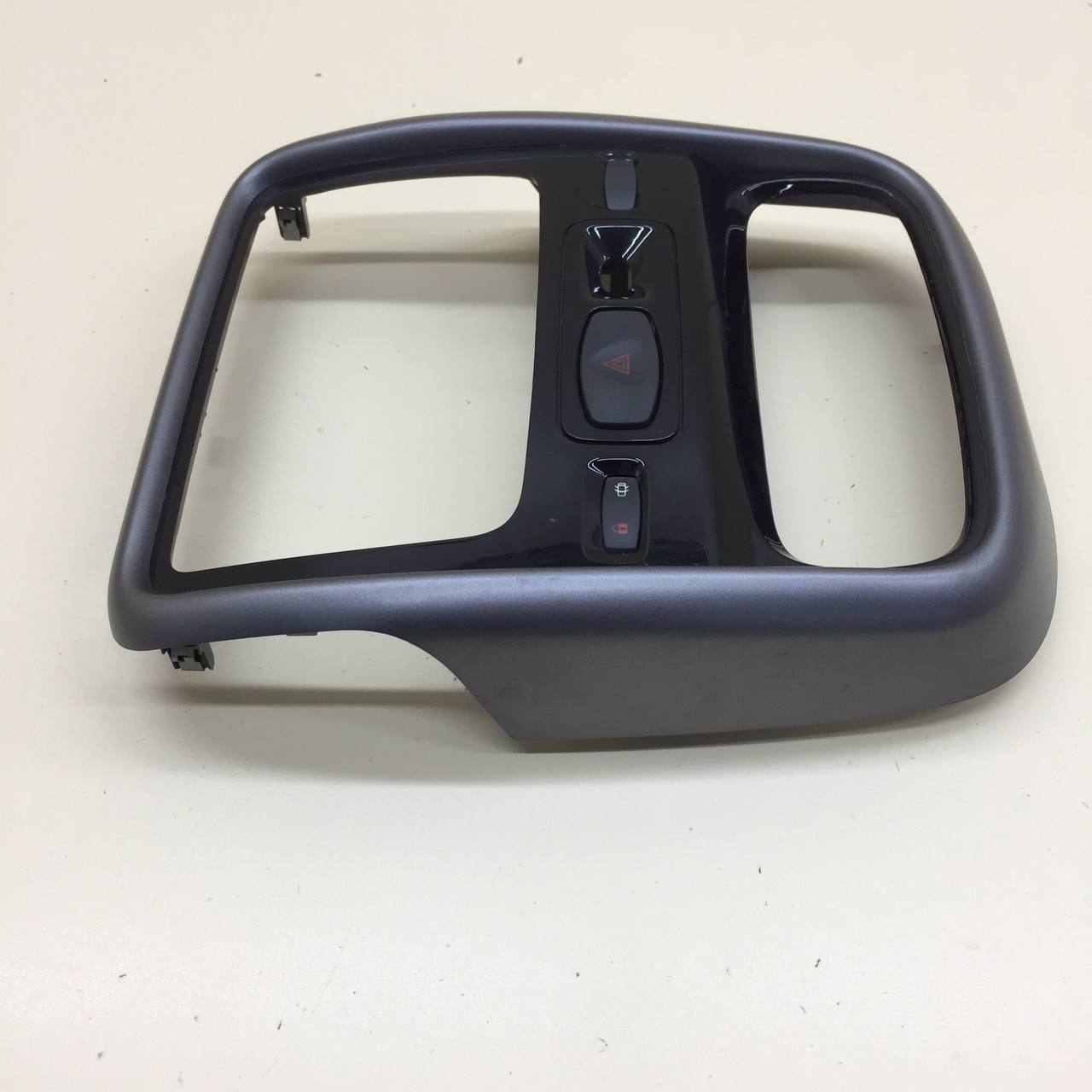 Блок кнопок Renault Duster (HSA, HSM) 2012> Блок кнопок Renault Duster (HSA, HSM) 2012>